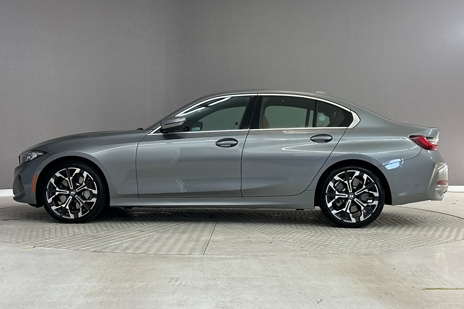 bmw 3 series 2026 3MW69CW07T8G07142 image bmw 3 series 2026 3MW69CW07T8G07142 image